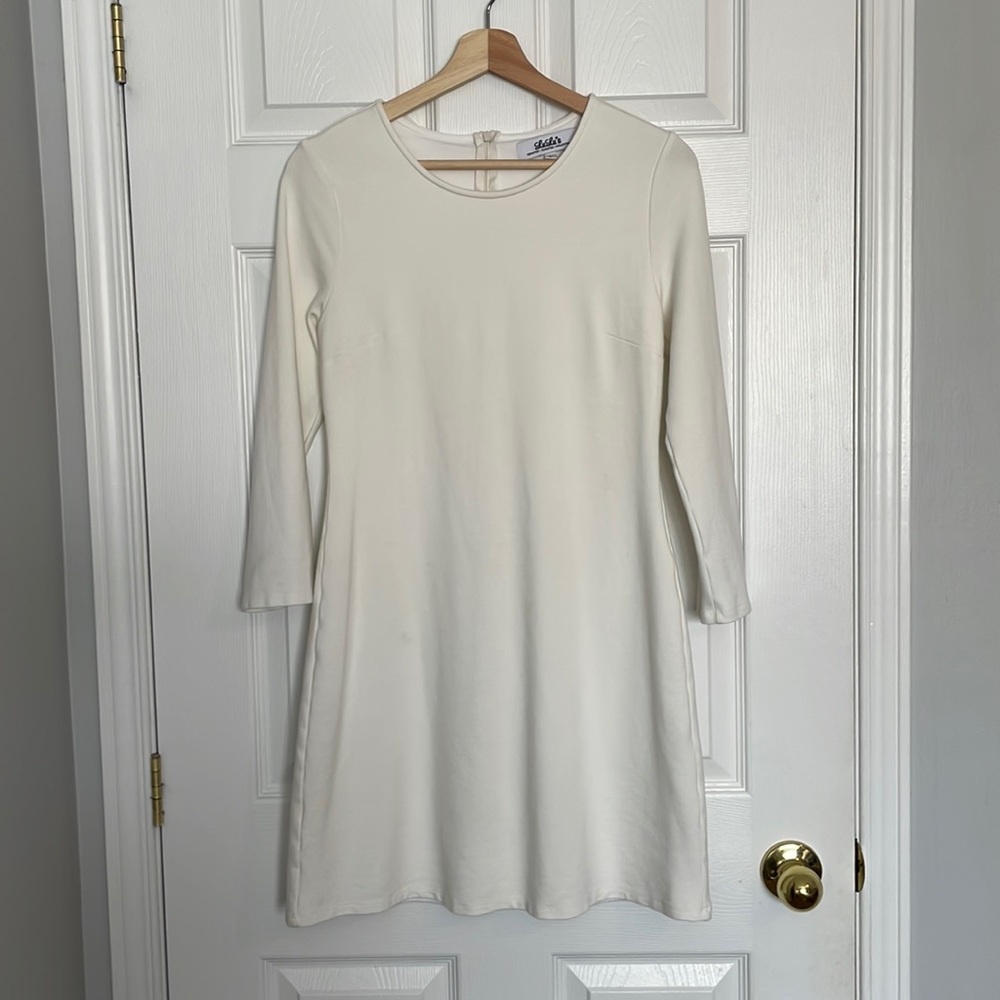 Lulu’s off white long sleeved form fitting dress